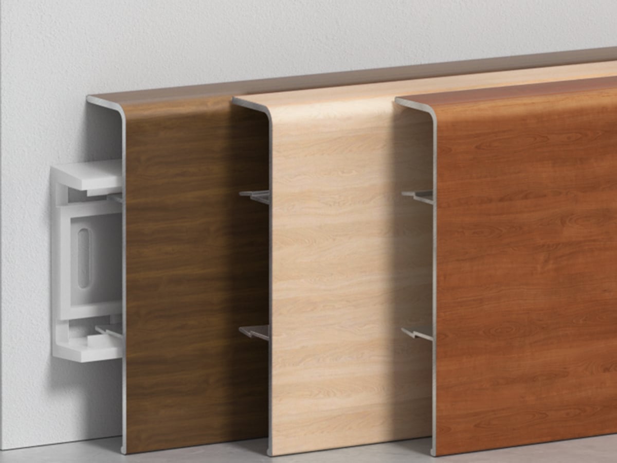 Minimal woodgrain aluminium skirting profile